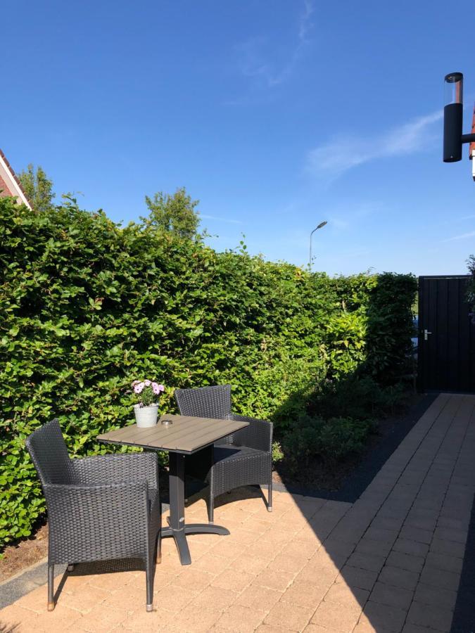 Nieboer Bed & Breakfast Vrouwenpolder Exterior photo